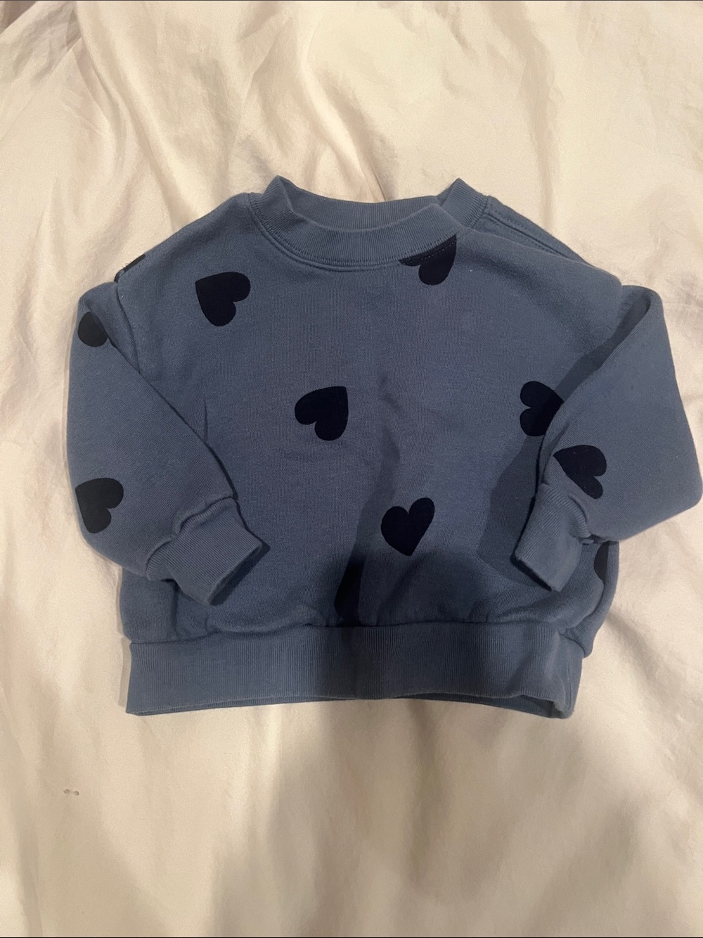 Gap Kids Blue Heart Print Sweatshirt 6-12 months EUC